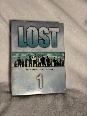Lost Season 1 The Complete First Season DVD Box Set